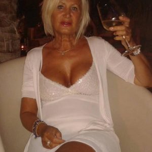 Agnès - rencontre-Cougar-Besançon