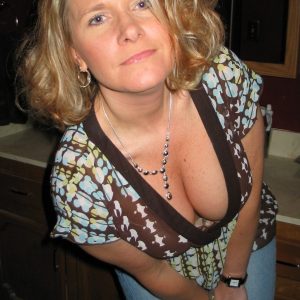 Mélanie - rencontre-Milf-Arles